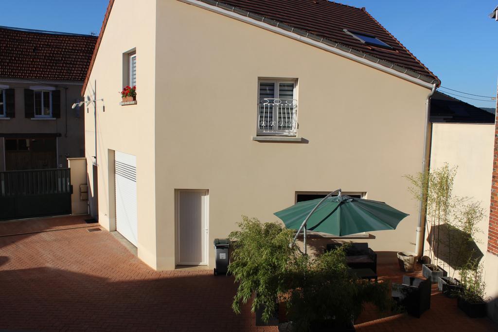 Gîte Céleste pour 6 personnes Mardeuil Esterno foto