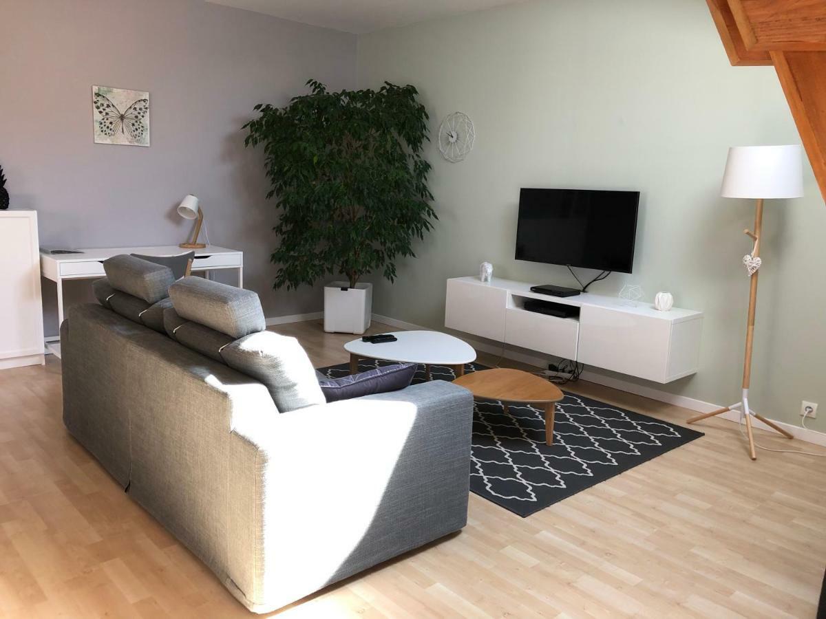 Gîte Céleste pour 6 personnes Mardeuil Esterno foto